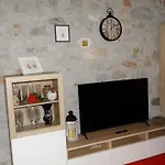 - Agrituristico Col アパート